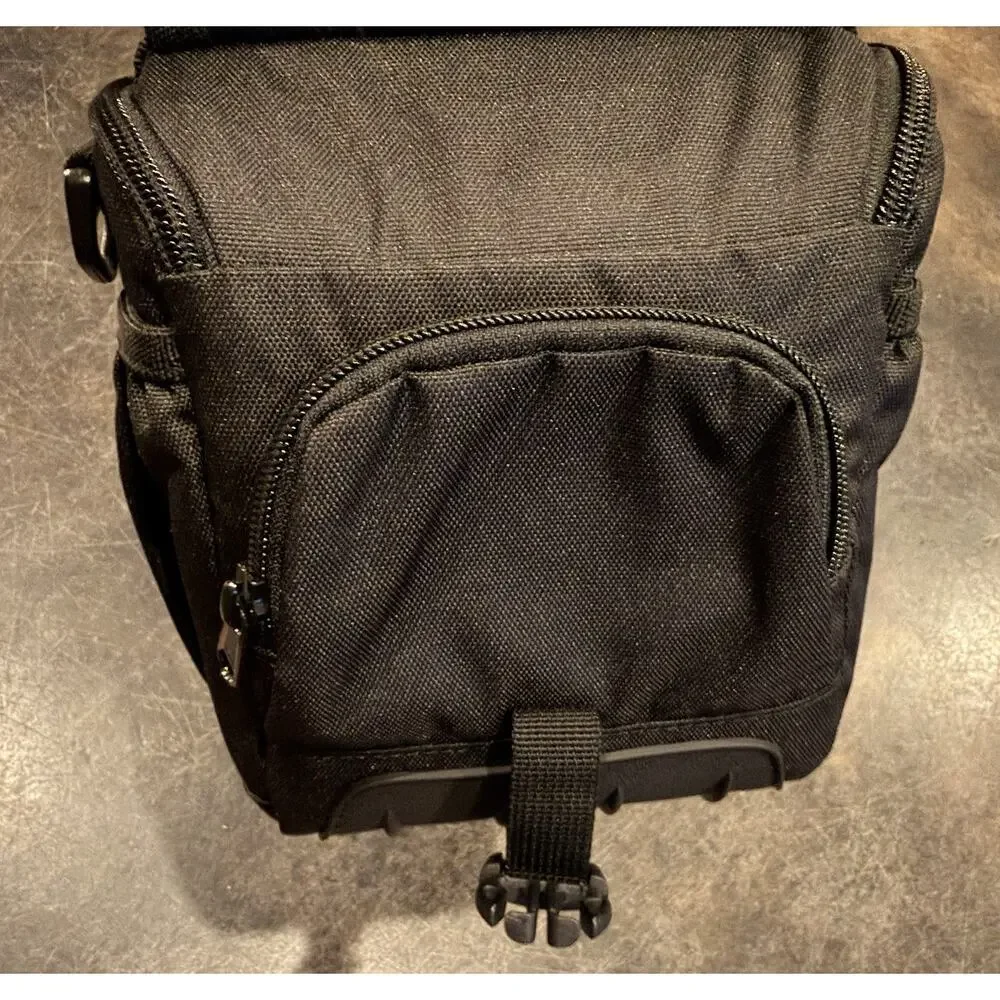 New! Lowepro Adventura Camera Carrying Bag SH 120 II BLACK